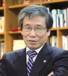 Dr. Seong-kon Kim