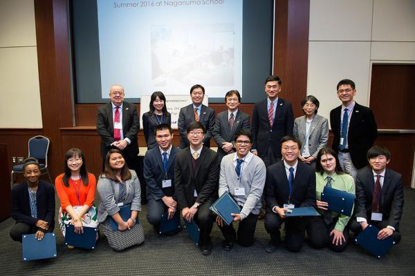 Group of 2016 J.LIVE finalists posing with their certificates