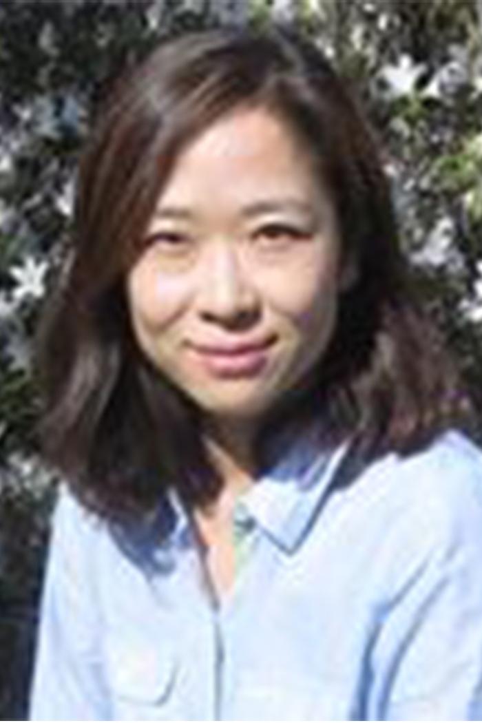 Yunkyoung Kang headshot