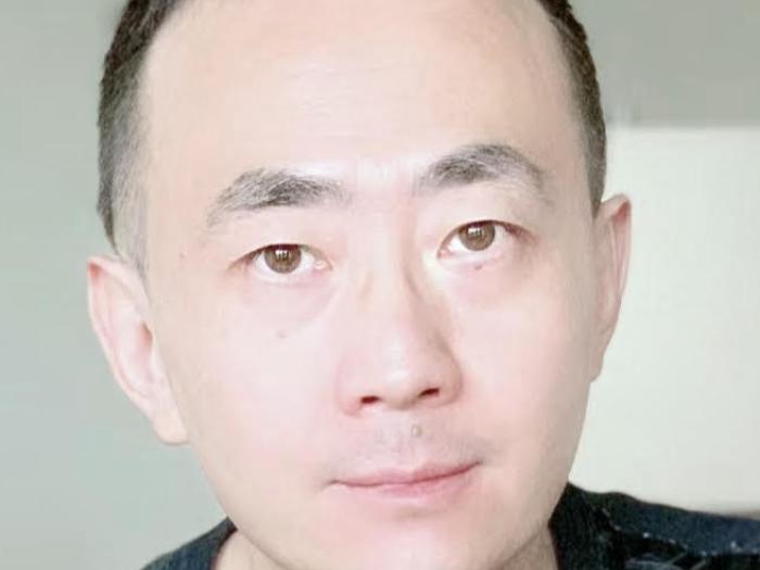 Hongyuan Dong